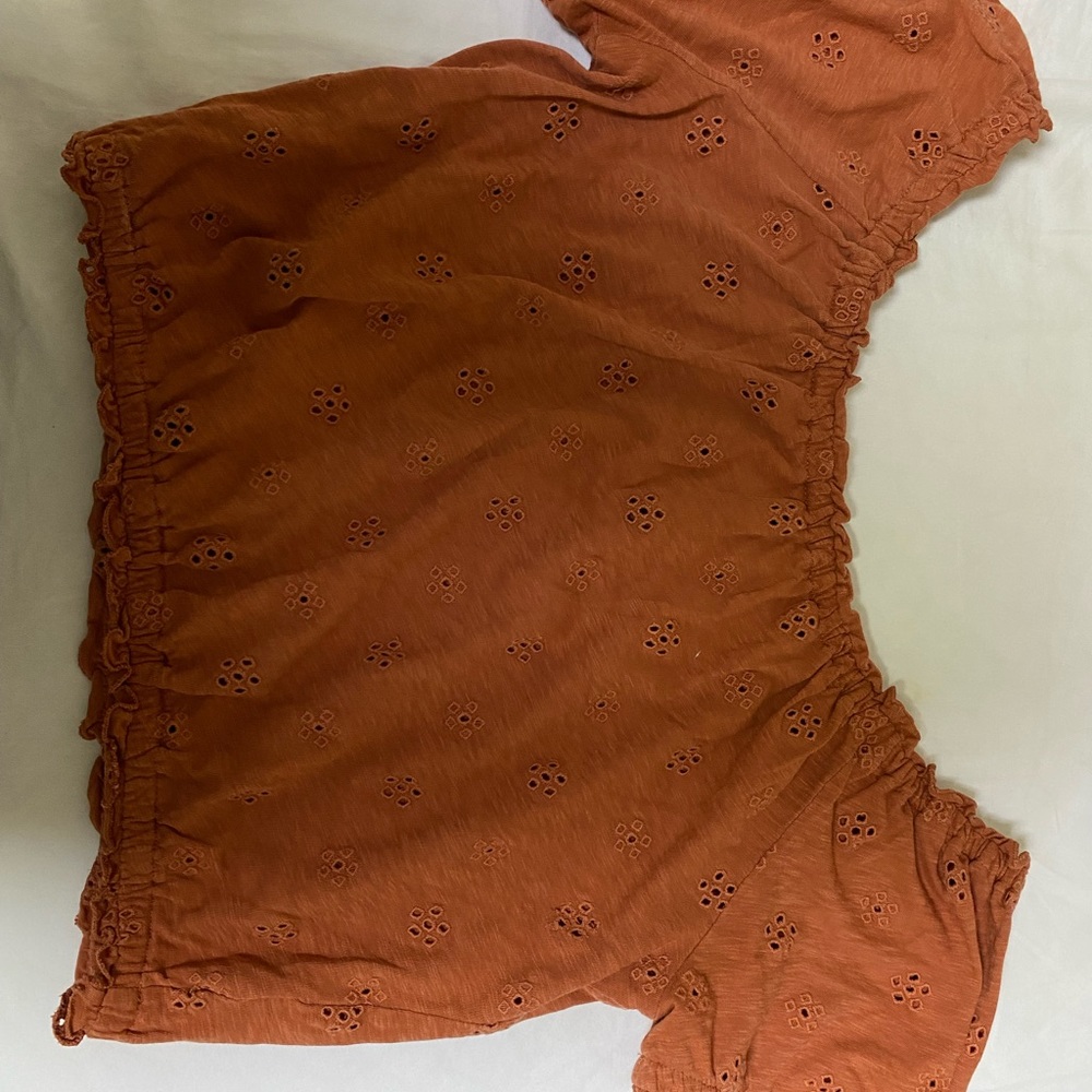Orange top